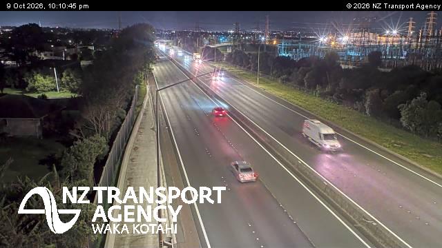 sh1-bairds-rd-overbridge-1791583902.jpg