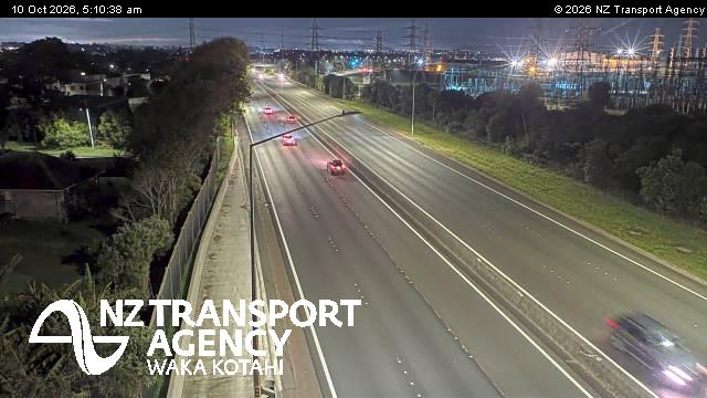 sh1-bairds-rd-overbridge-1791609065.jpg